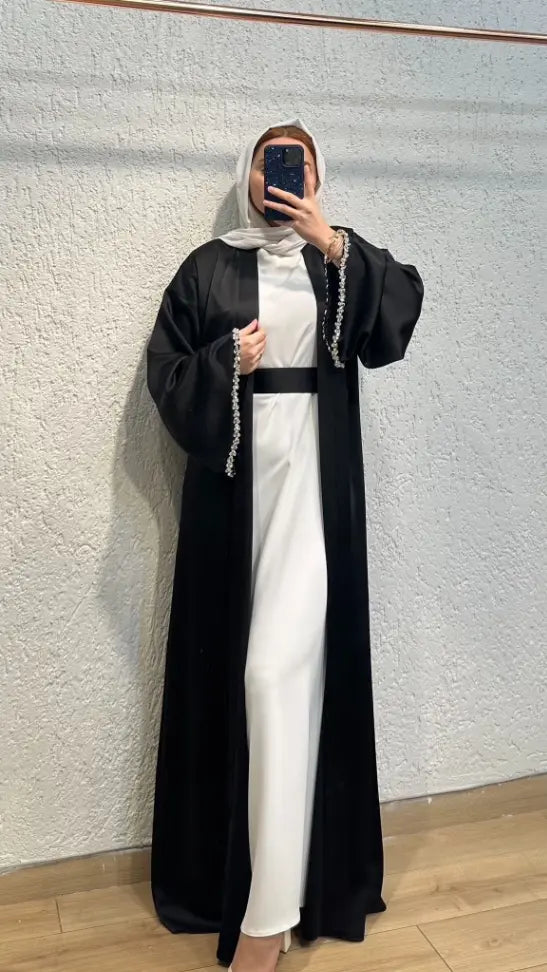 Nadira Abaya