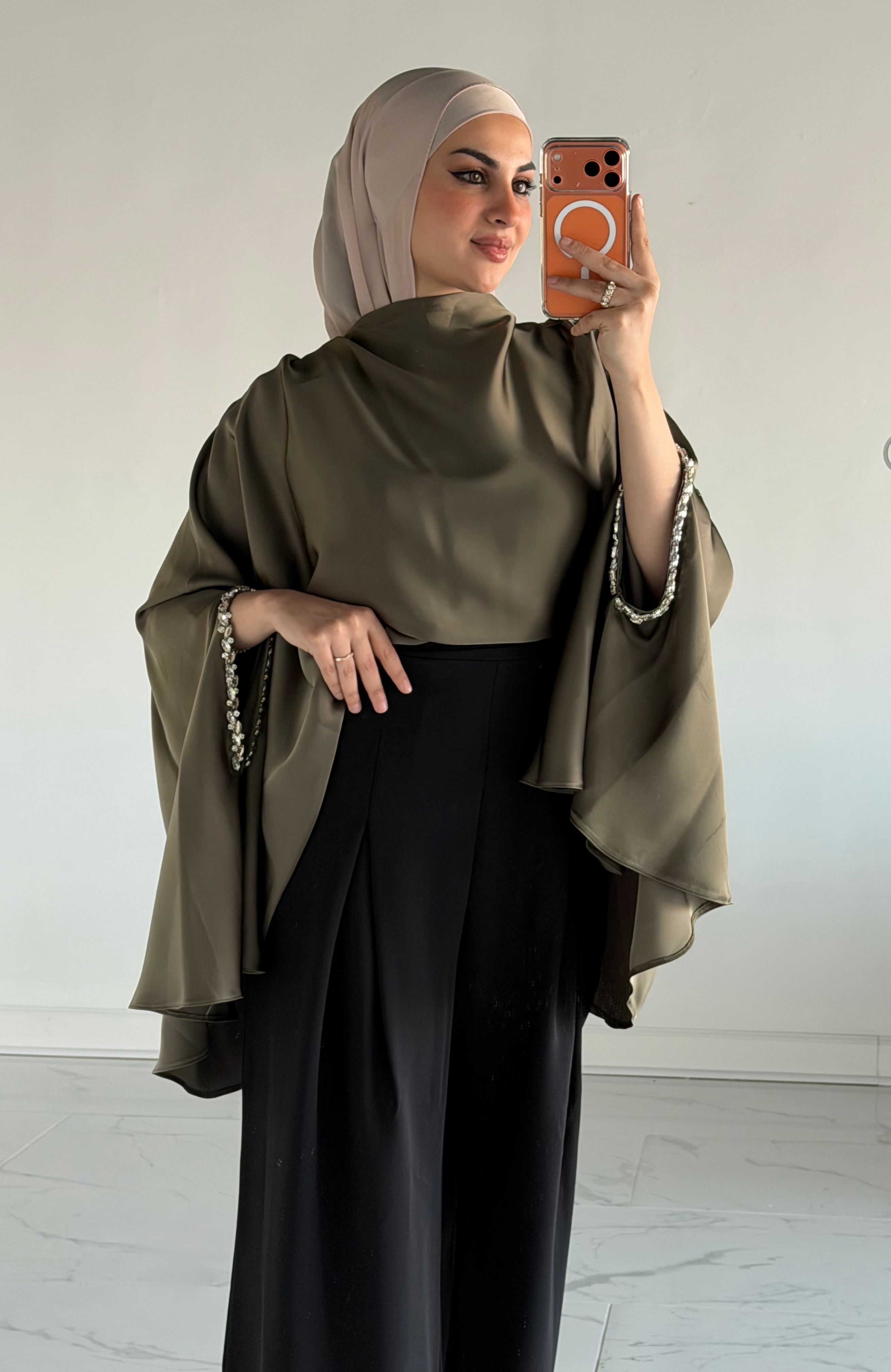 Hana Cape Set