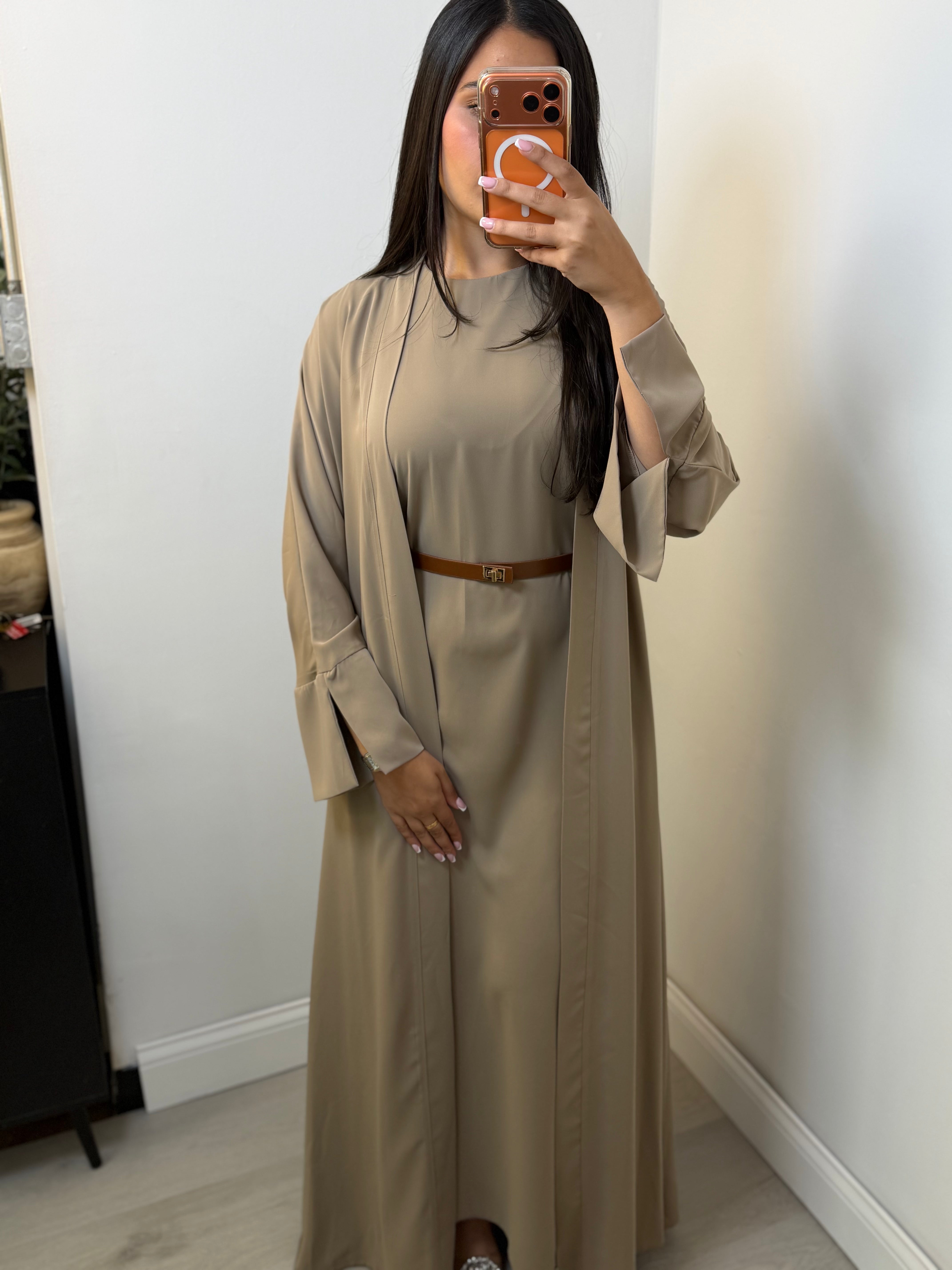 Talia Abaya
