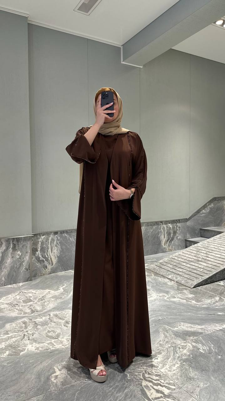 Lana Abaya Set in Black - sleeve detail