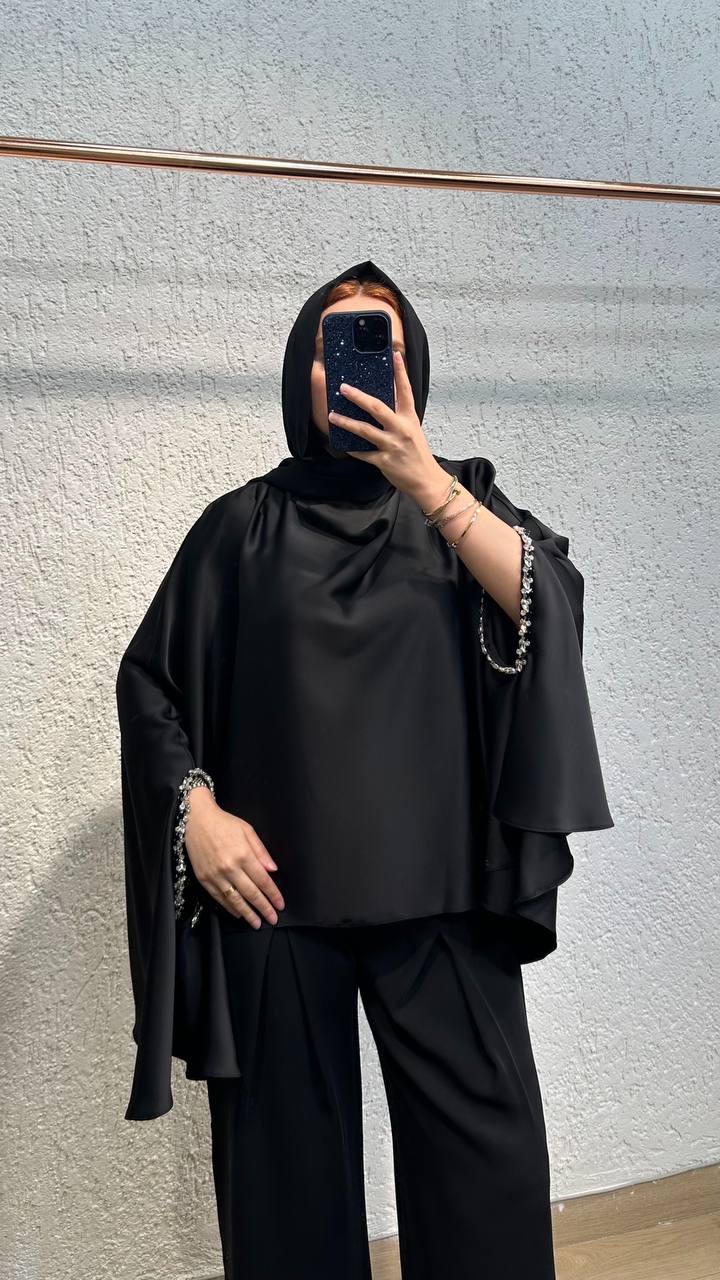 Layan Cape Set