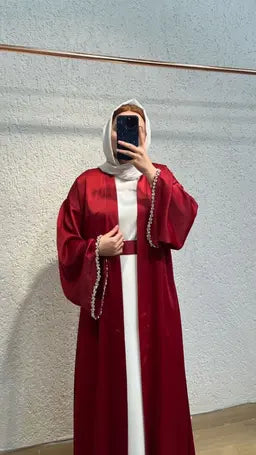 Nadira Abaya