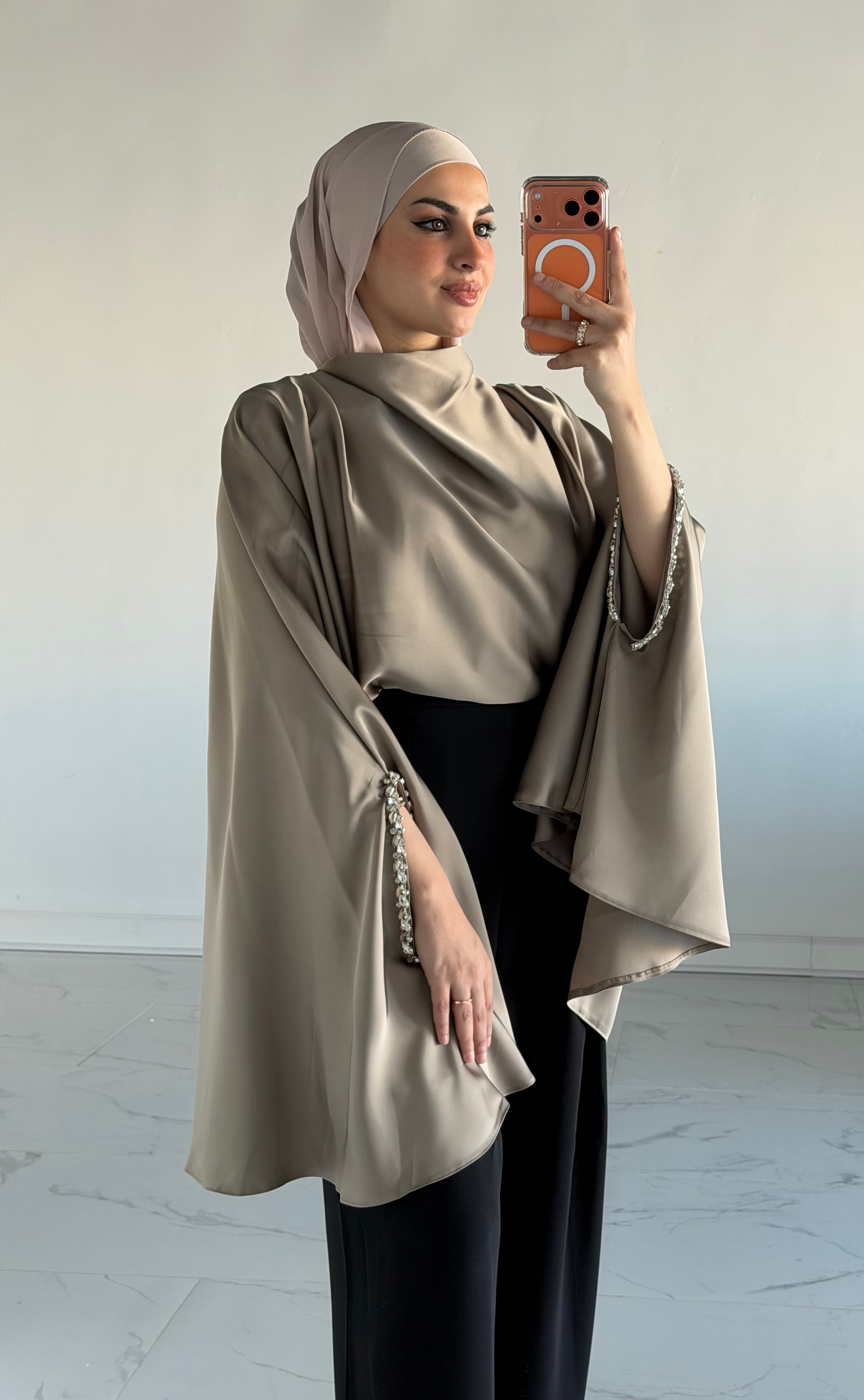Hana Cape Set