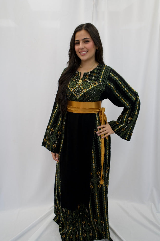 Yara green Thobe Black