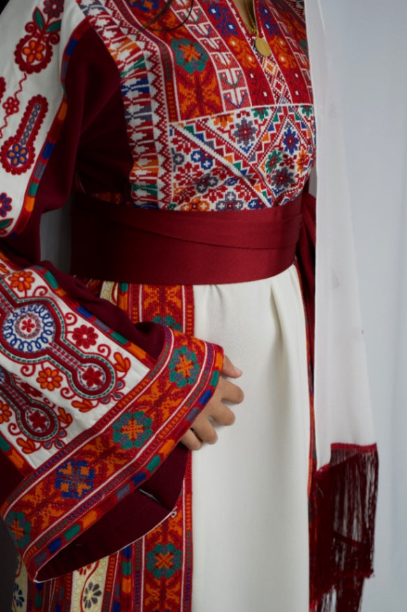 Narmeen Thobe White